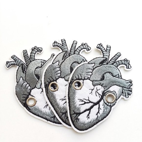 Gothic shoe charm heart roller skates shoelace lock patch charm - Picture 8 of 9